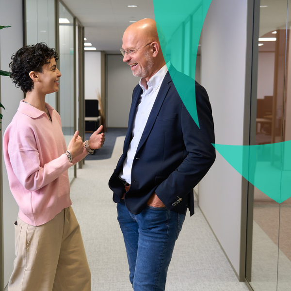 Van Ameyde Office Scene